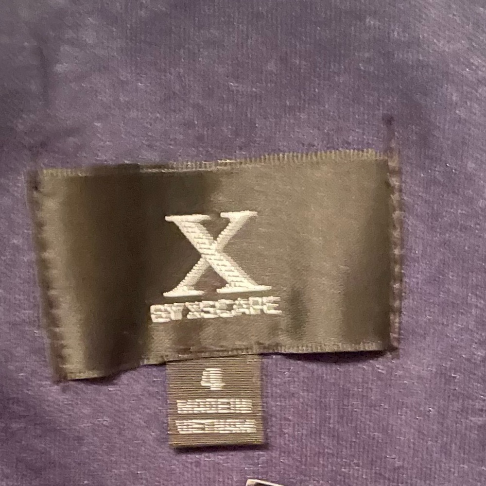 X. By XSCAPE
Off-The-Shoulder
Ruched Gown navy Blue size 4 or 14 - Picture 5 of 14